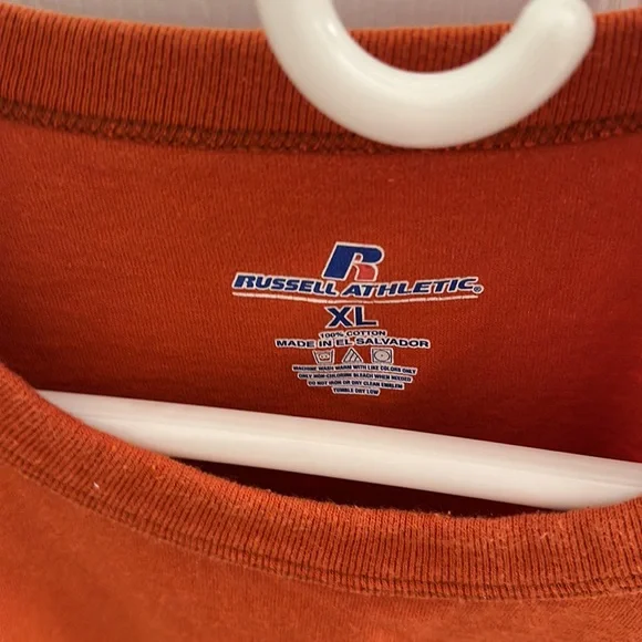 Vintage Russell Athletic XL 2005 Texas Rose Bowl National Champions T-shirt - Picture 2 of 4